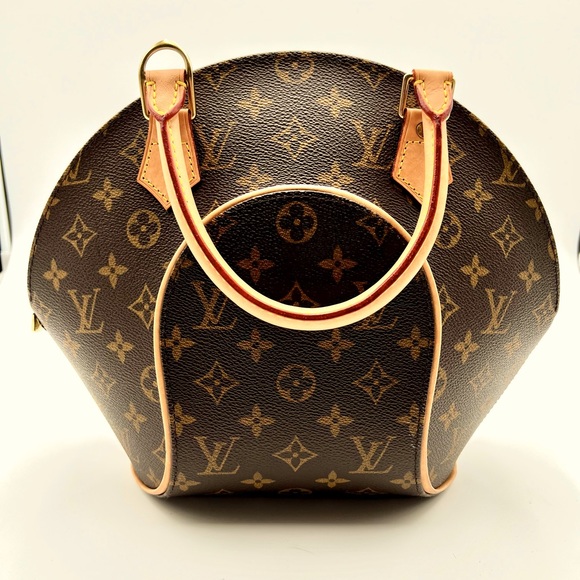 Authentic Louis Vuitton Monogram Ellipse PM bag. New. Never used. - Picture 3 of 12